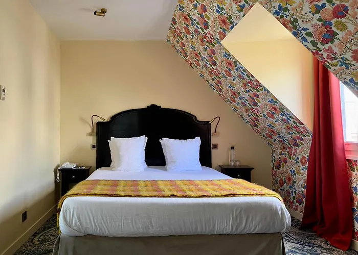 New Hotel Republique Parijs